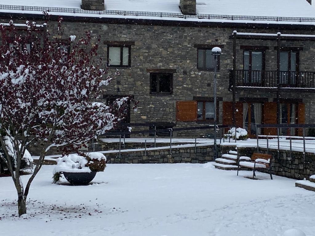 Fantastico Apartamento Con Jardin En Castiello De Jaca Vut Hu-20-007 Dış mekan fotoğraf